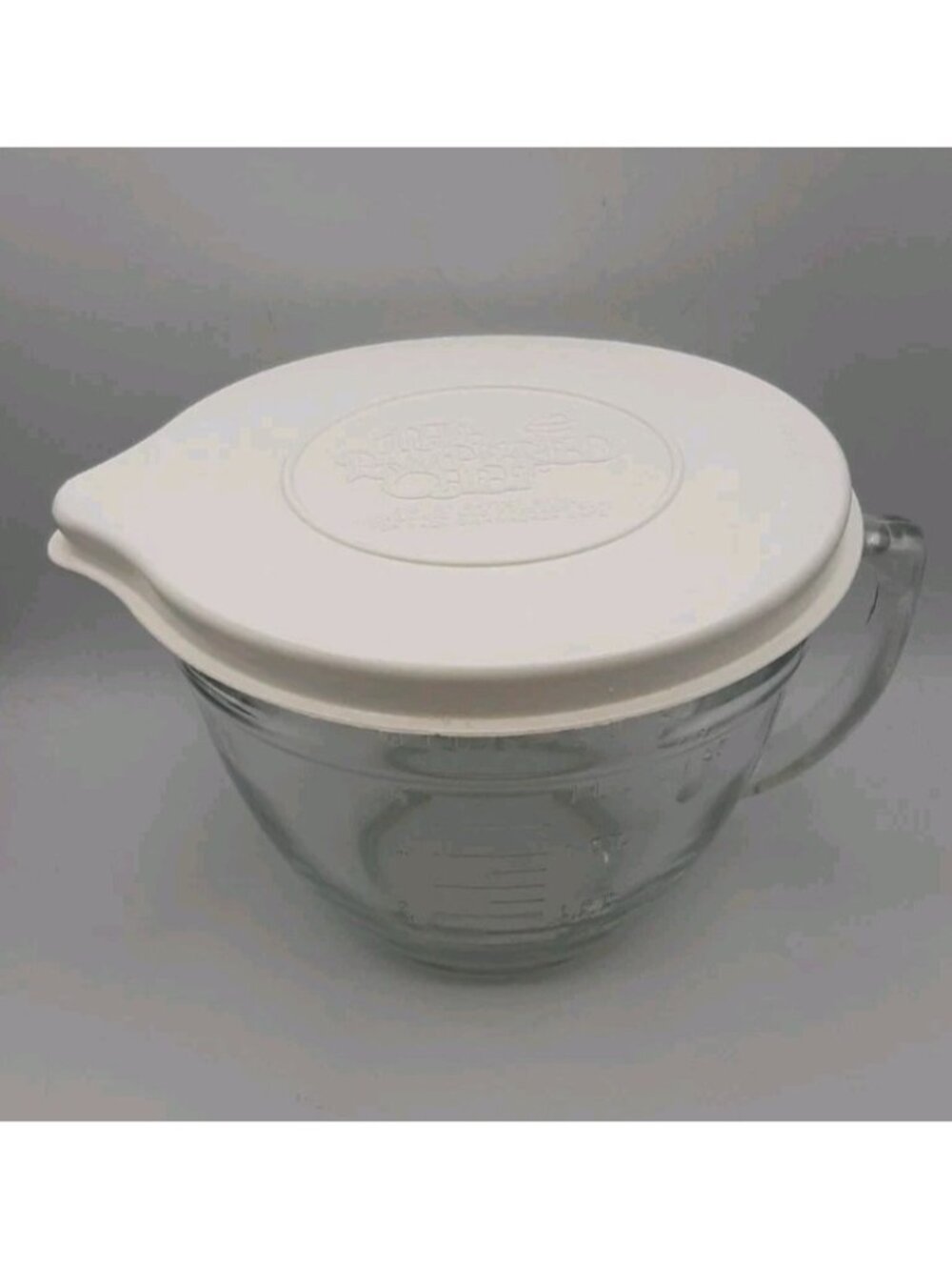 The Pampered Chef 2 Qt 8 Cup Glass Measuring Mixing Batter Bowl With Lid